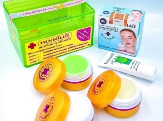 Dr. Yanhee Facial Cream Set