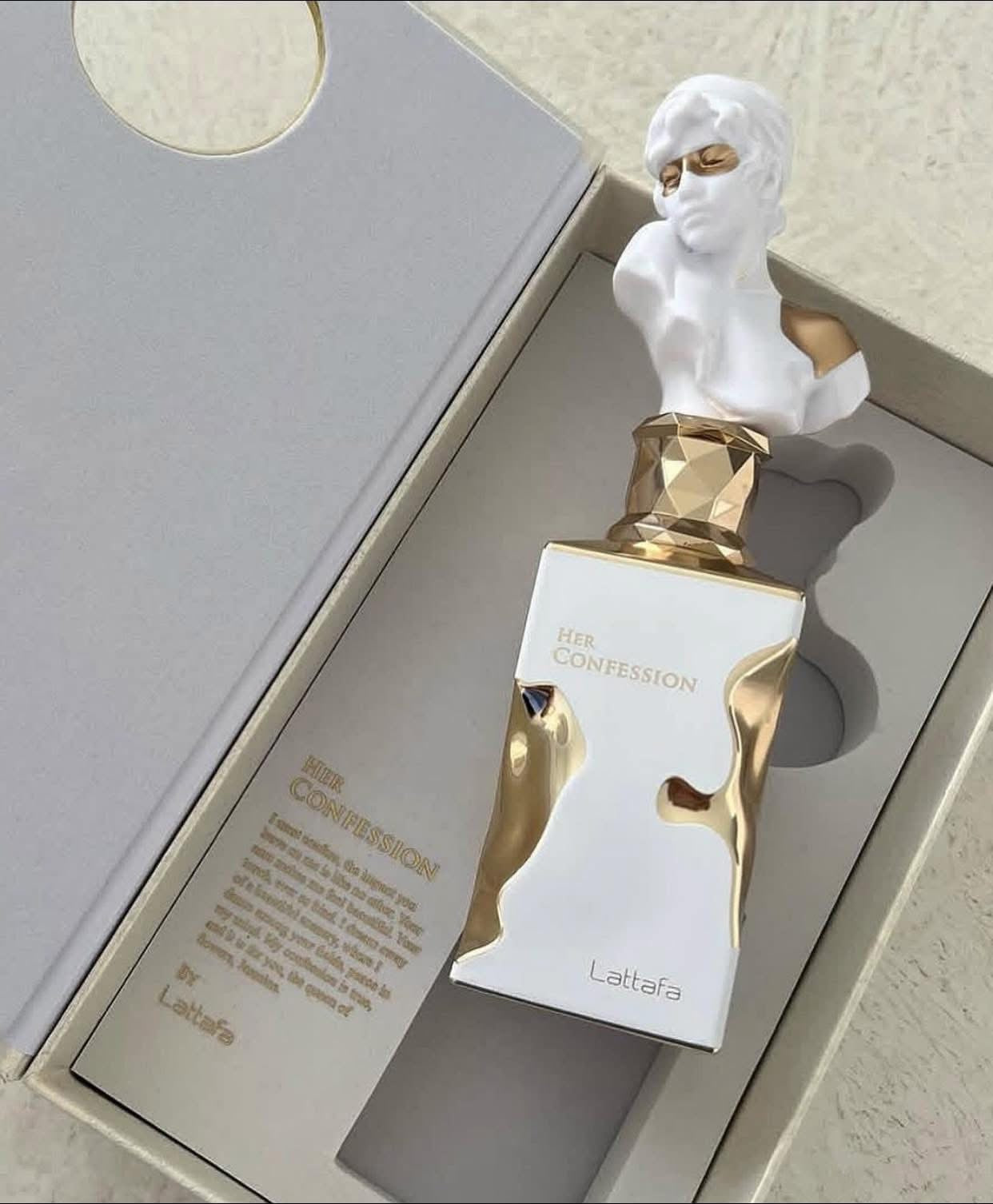 Her Confession Lattafa Perfumes